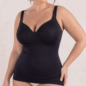 Formējošs T-krekls ar iebūvētu krūšturi | Madamshape™ UPSHAPE